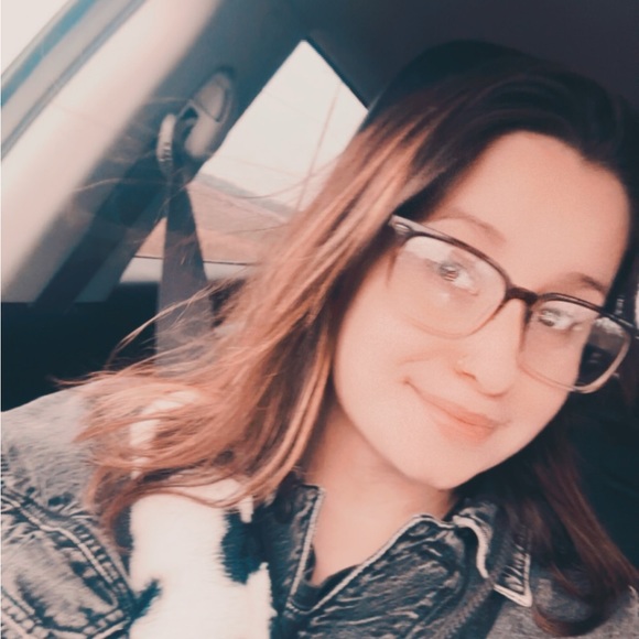 Meet your Posher, Jess - Picture 6 of 6